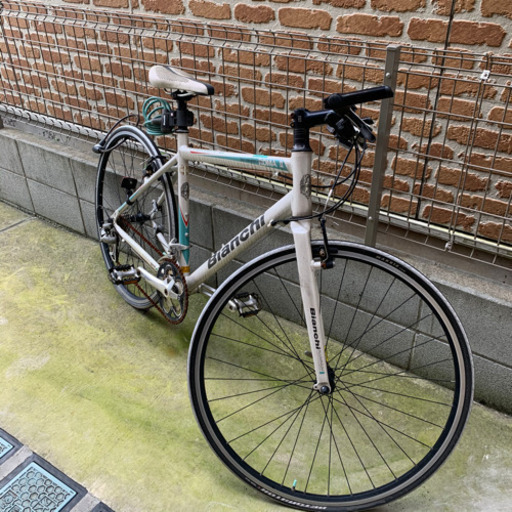 Bianchi  ビアンキ　クロスバイク　自転車