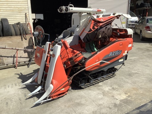 《期間限定値下げ》クボタ コンバイン R216s 2条刈り 16馬力 刈取りスライド【三重】