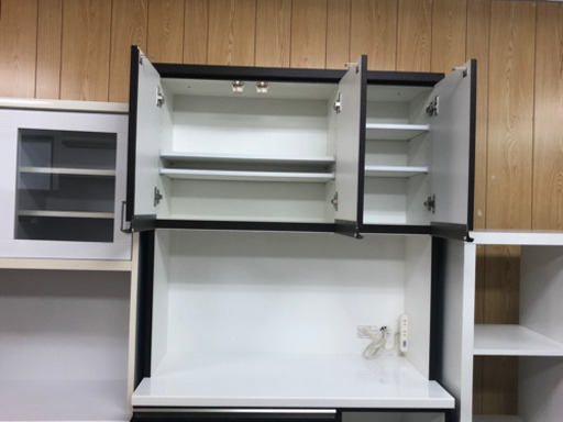 【リサイクルサービス八光　田上店　配達・設置OK】ダークブラウン&ホワイト大型食器棚