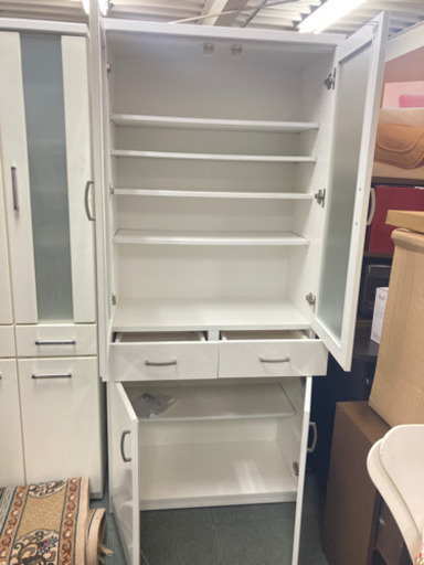 【人気の白‼️】食器棚　良品‼️