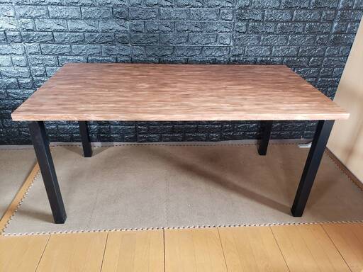 【未使用・訳アリ】おしゃれなスチール脚・ダイニングテーブル・ウォルナットブラウン・幅120cm・5555