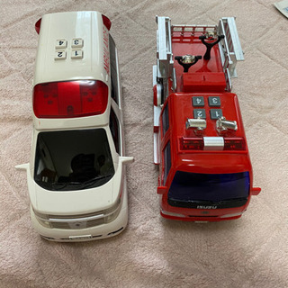 消防車・救急車 おもちゃセットの画像