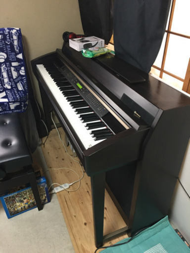 電子ピアノ　YAMAHA CLP-280