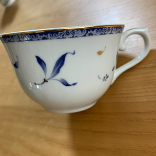 ナルミNARUMI ティーコーヒー兼用カップ&ソーサーセット　未使用の画像