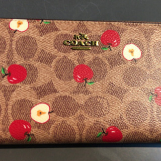 coach コーチ　長財布 F86093 シグネチャー スキャッタードアップル　りんご 購入店タグ/レシート付　YKKファスナー