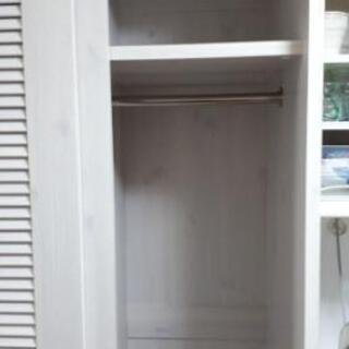 引き戸スライドワードローブの画像