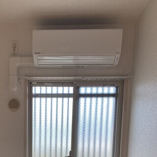 ★エアコン取付工事11,000円(配管込み)★電気工事士がお伺い...