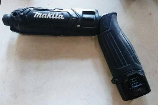 マキタ ペン インパクト 黒 バッテリー付き 動作品