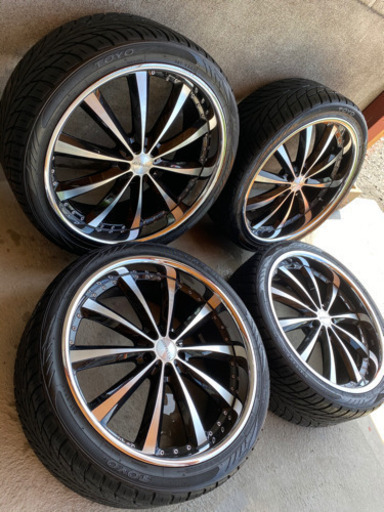 ヴェネルディマデリーナEVO 265/35r22 22インチホイール　ハリアー　ヴァンガード