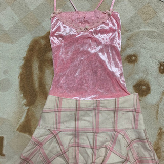 リズリサ、トゥララの服セットの画像