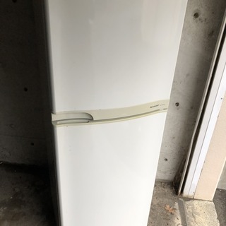 A0248　シャープ　２２５L ２ドア冷蔵庫