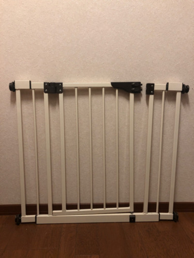 ベビーゲート