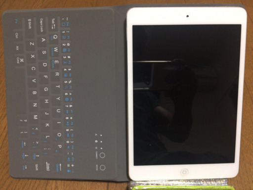 iPad mini2 16GB 極薄カバー式キーボード付き