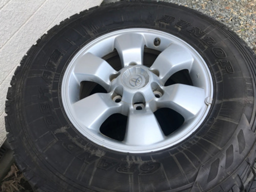 ハイラックスサーフ純正タイヤホイール