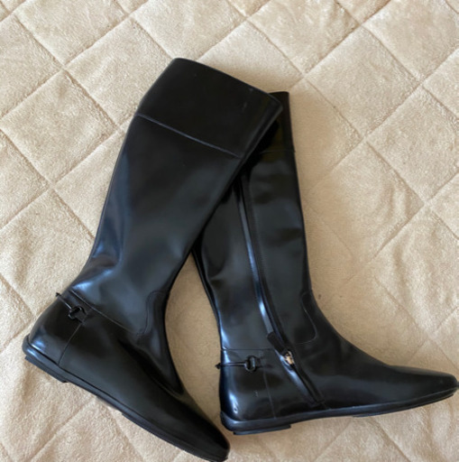 箱無し　袋なし　gucciブーツ