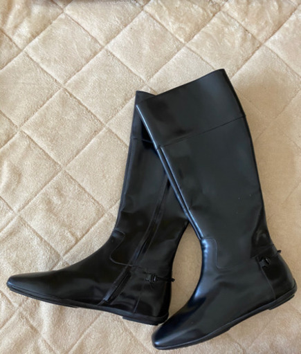 箱無し　袋なし　gucciブーツ