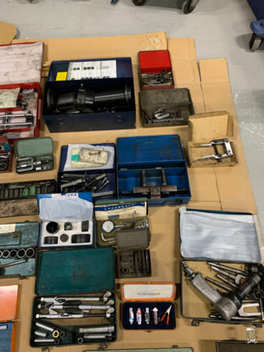 自動車整備工場で使うであろう工具品　大量セット