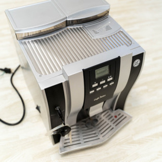 【美品】定価45000円　豆から挽けるエスプレッソマシン、コーヒーメーカーの画像