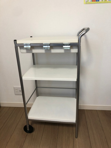 IKEAの引出し付き移動棚
