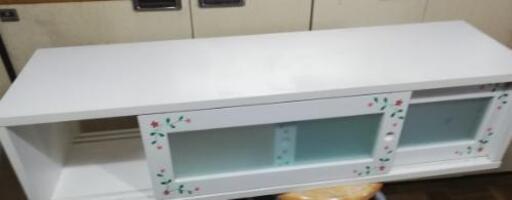 おしゃれな戸棚