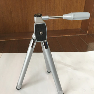 カメラ　三脚