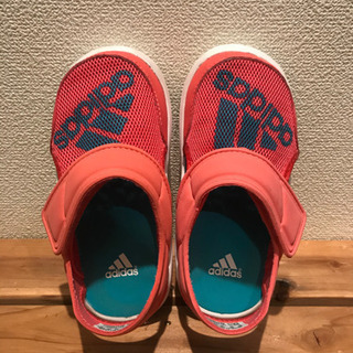 adidas（アディダス）キッズサンダル　メッシュ　の画像