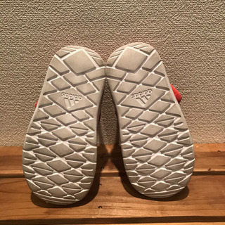 adidas（アディダス）キッズサンダル　メッシュ　の画像