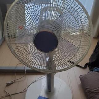 【差し上げます】扇風機、リモコンつき（値下げ）