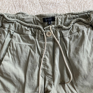 theory[値下げ]イージーパンツ　カーキの画像