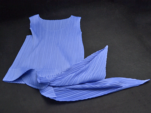 【FA】ISSEY MIYAKE イッセイ ミヤケ PLEATS PLEASE プリーツ プリーズ ノースリーブ アシンメトリック プ