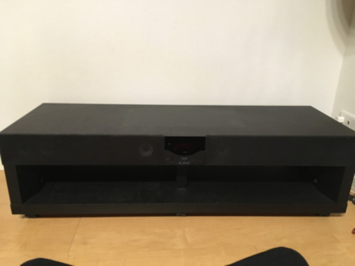 テレビ台です。テレビの音が良く聞こえます。