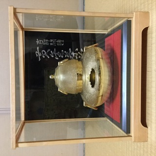 金メッキの茶釜