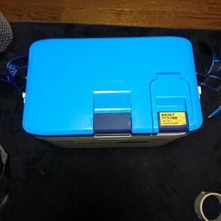 未使用シマノ17Lクーラーボックスの画像