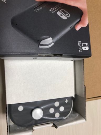 【新品未開封】任天堂スイッチライト　グレー　ケースセット