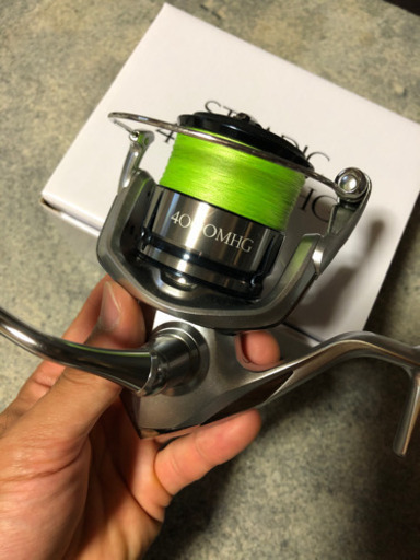 リール 19 ストラディック　4000MHG 釣り