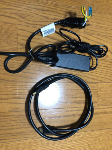 Dell 27インチワイドモニター！新品同様！S2715H 27インチ/フルHD/IPS光沢/6ms/VGA,HDMI/スピーカ内蔵/