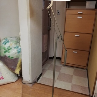 シェードランプ　スタンドタイプ