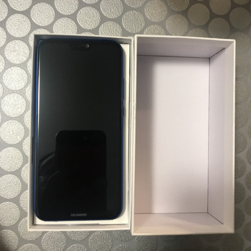 huawei P20 lite 64G. AU