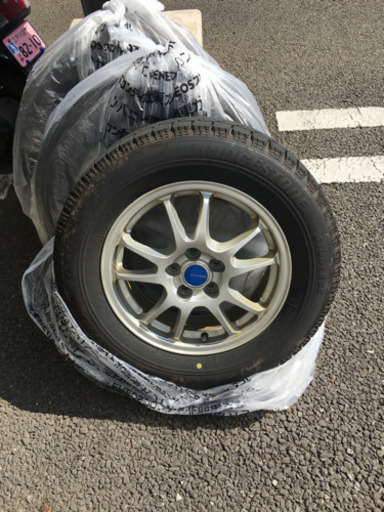 スタッドレス4本セット　プリウス30