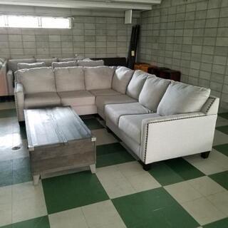 L型ソファー※引き取り早い方優先致しますの画像