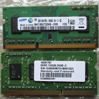 ノートパソコン用メモリ２GB２枚売ります