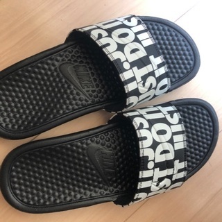 ナイキ　サンダルの画像