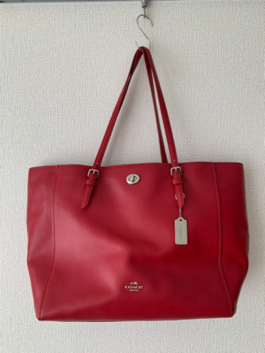 coach ショルダーバッグ　赤