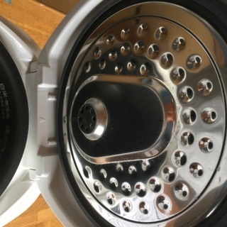 炊飯器の画像