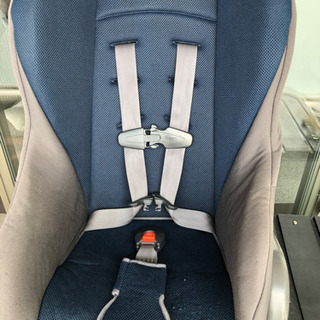 【引取決まりました】チャイルドシート　新生児シート付