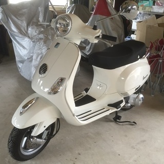 ベスパ　LX125ie  走行2300キロ　売ります