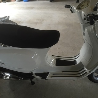 ベスパ　LX125ie  走行2300キロ　売りますの画像