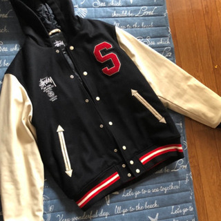 STUSSYのスタジャン