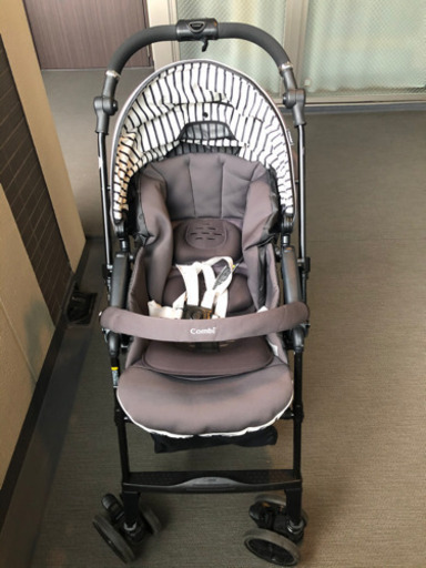 コンビ　A型ベビーカー　メチャカルハンディ　オート4キャスコンパクト　取説あり