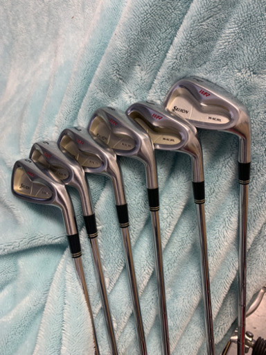 ゴルフクラブ　スリクソン　アイアンセット